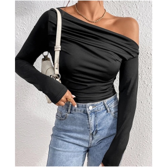 One Shoulder Sold Bodysuit - Picture 2 of 4